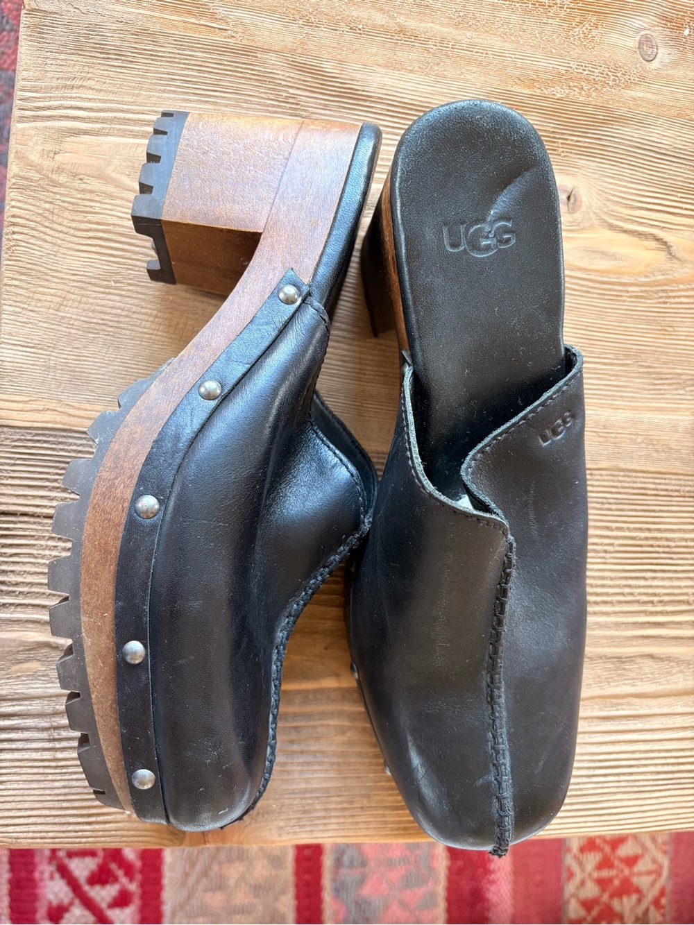 Woman’s Ugg clogs